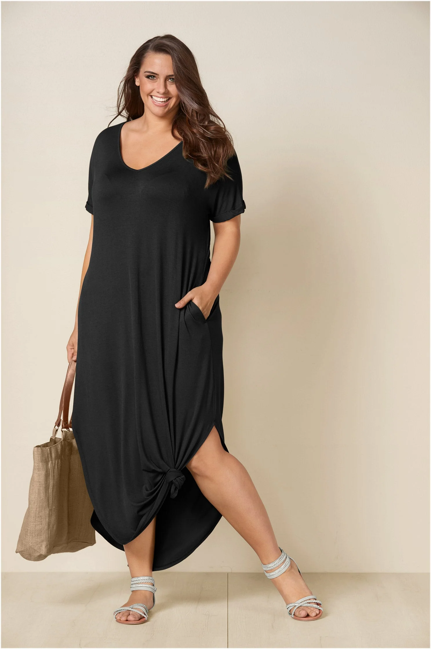 Casual T-Shirt Maxi Dress - Black - Image 6