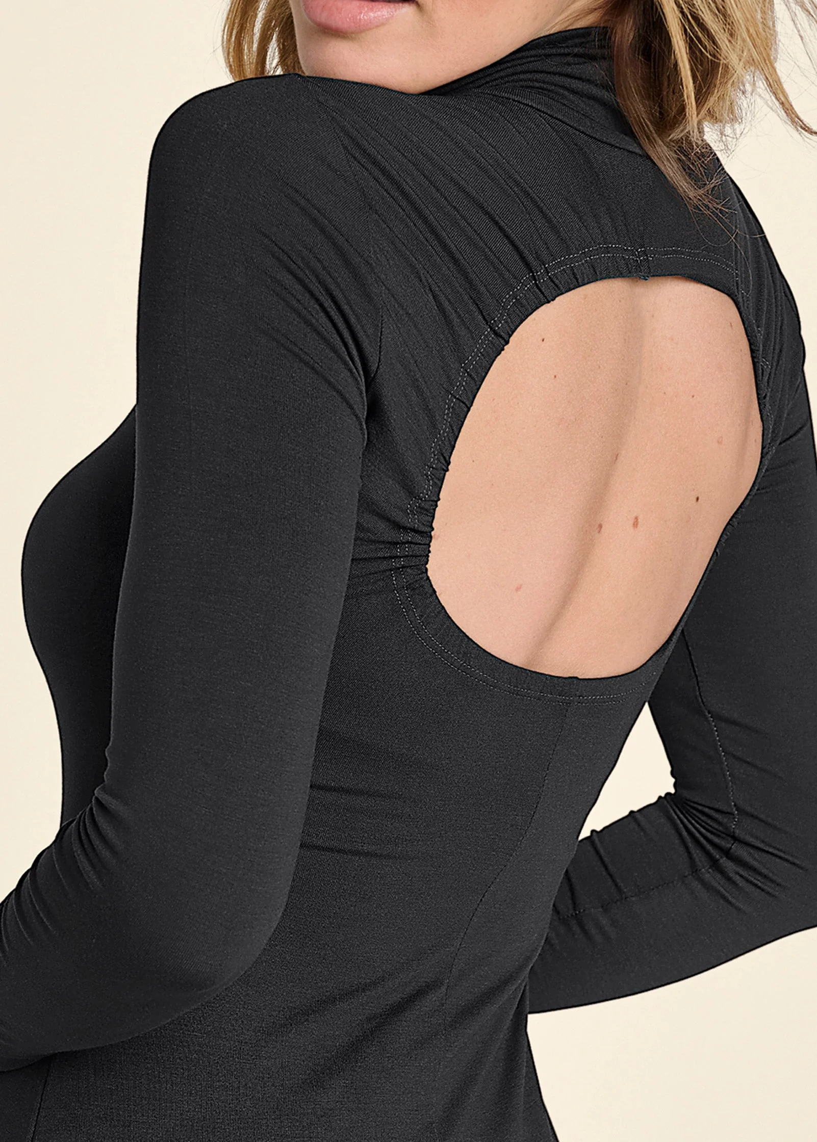 Back Cut-Out Casual Top - Black - Image 4